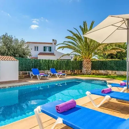Cala'n Blanes Sleeps 6 Pool Air Con Wifi